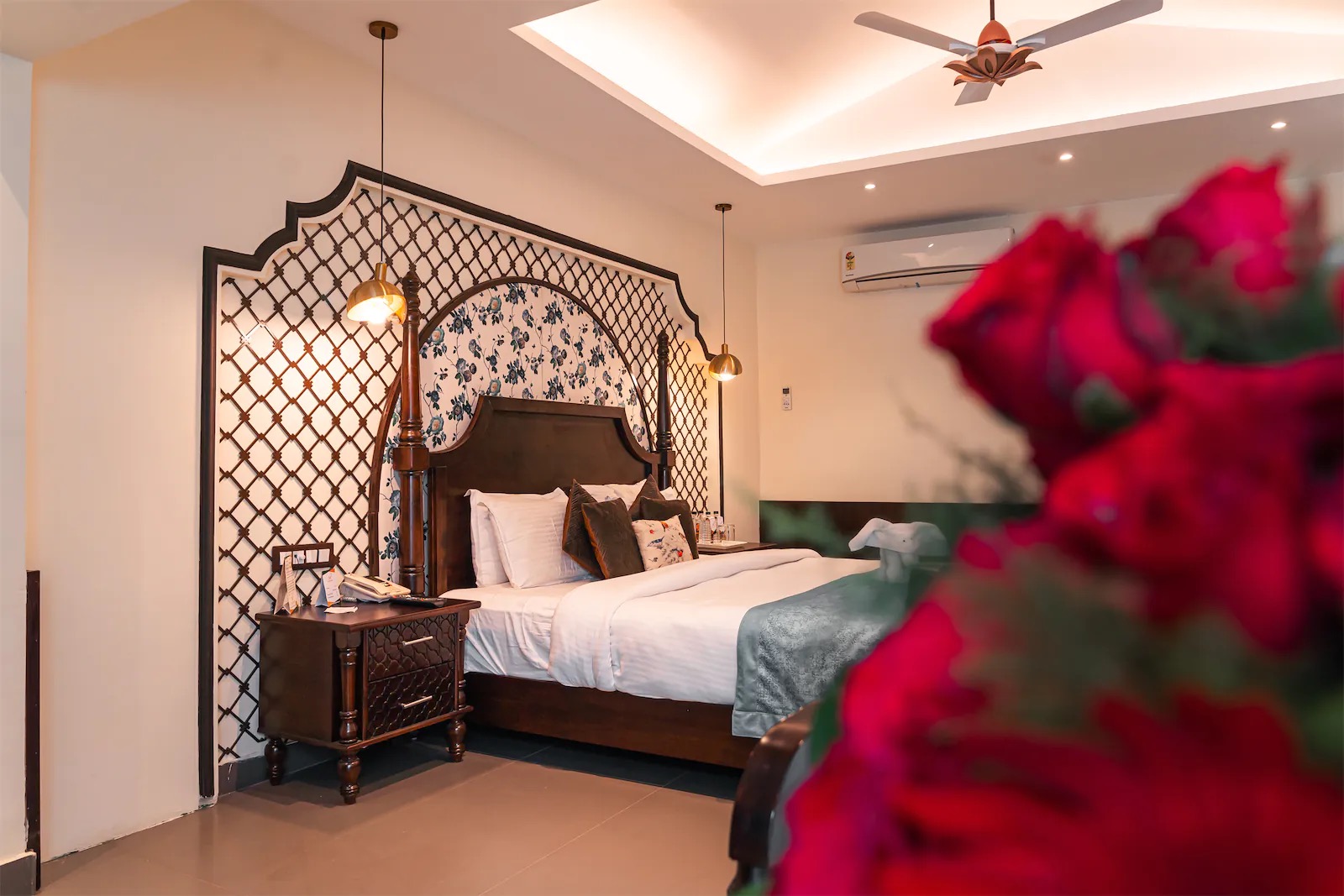 Manu Maharani Resort & Spa 4